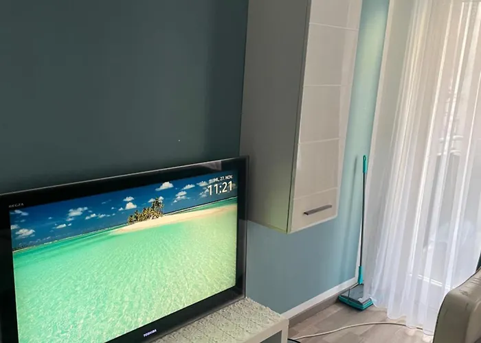 Dikmen Family In شقة